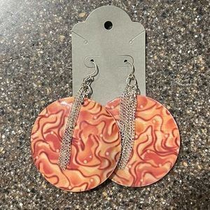 Shell necklace and earring set